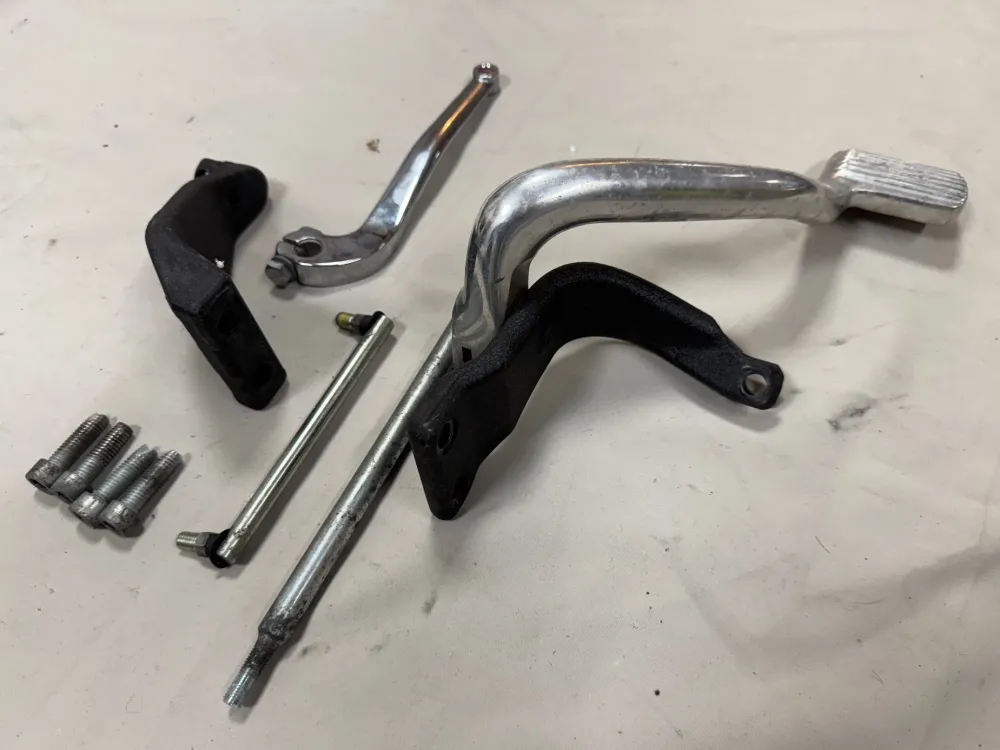 Mid Control Kit Harley-Davidson Dyna (2006-2017)