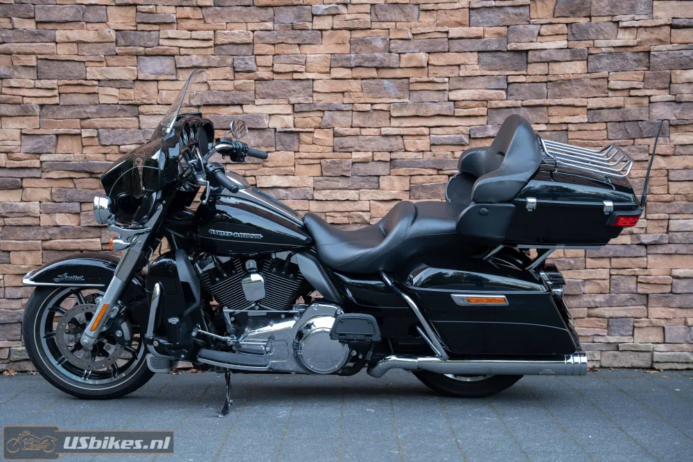 2016 Harley-Davidson FLHTK Electra Glide Ultra Limited Jekill & Hyde