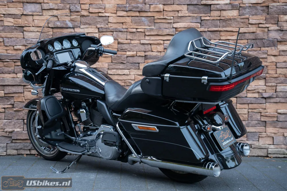 2016 Harley-Davidson FLHTK Electra Glide Ultra Limited Jekill & Hyde