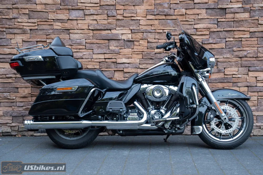 2016 Harley-Davidson FLHTK Electra Glide Ultra Limited Jekill & Hyde