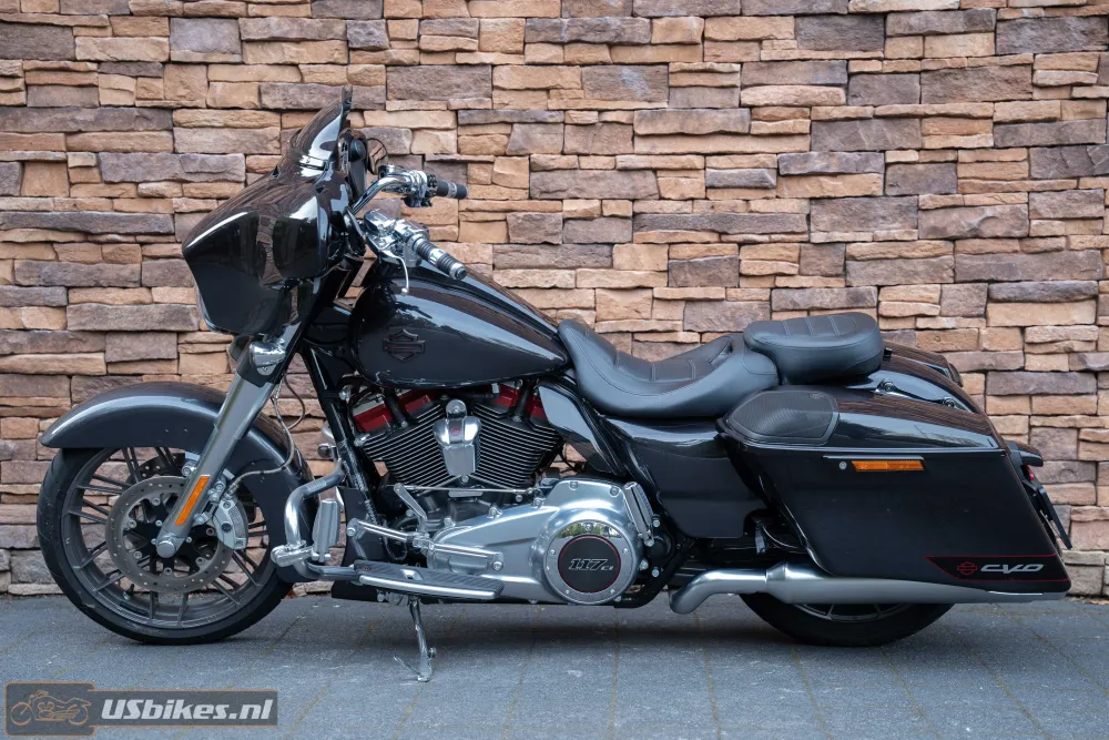 2020 Harley-Davidson FLHXSE Street Glide CVO 117