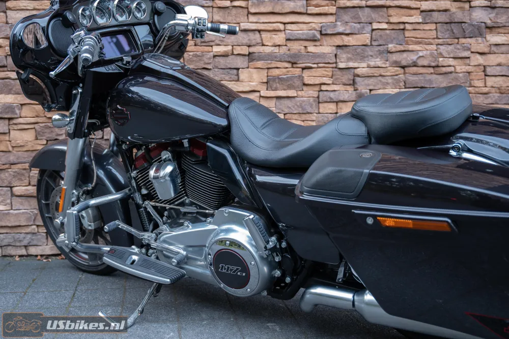 2020 Harley-Davidson FLHXSE Street Glide CVO 117