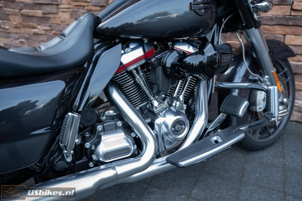 2020 Harley-Davidson FLHXSE Street Glide CVO 117
