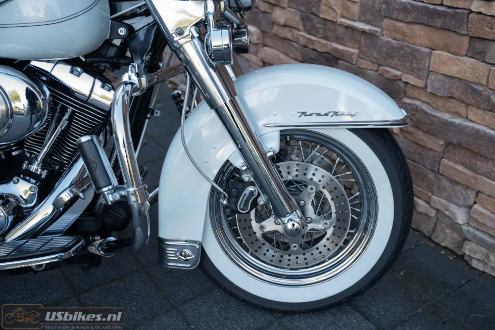 2002 Harley-Davidson FLHRCI Road King Classic Twin Cam