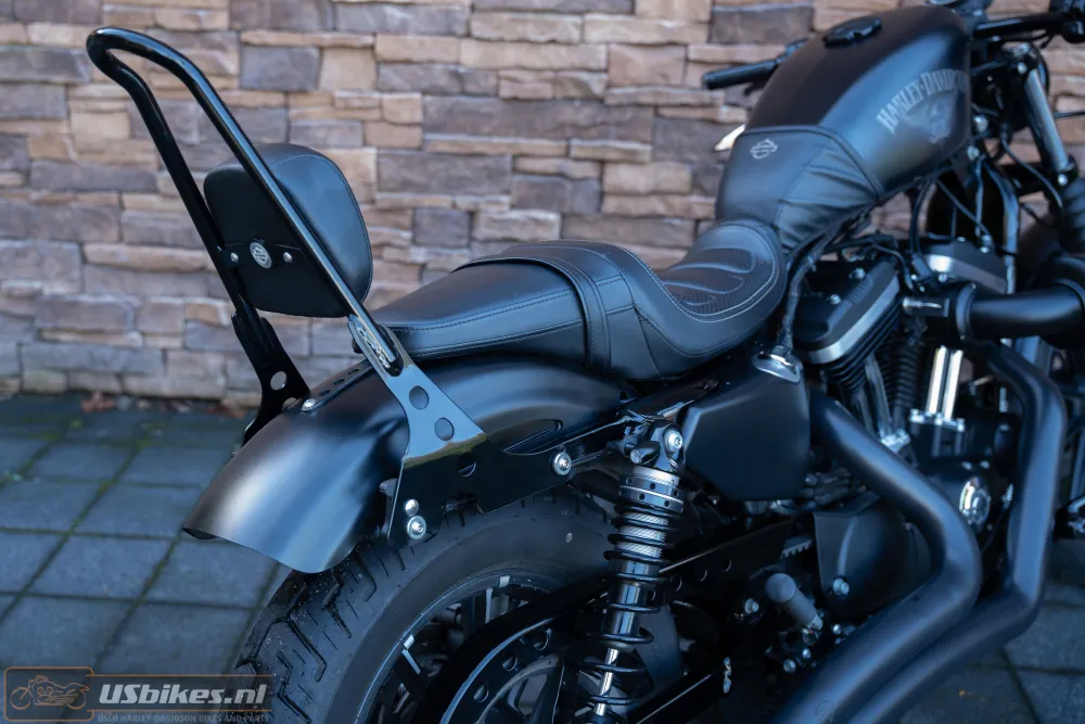 2017 Harley-Davidson XL 883 N Sportster Iron ABS