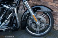 2017 Harley-Davidson FLHXS Street Glide Special 107 M8