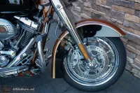 2008 Harley-Davidson FLHRSE4 CVO Road King 115th Annversary
