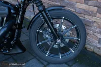 2017 Harley-Davidson XL 883 N Sportster Iron ABS