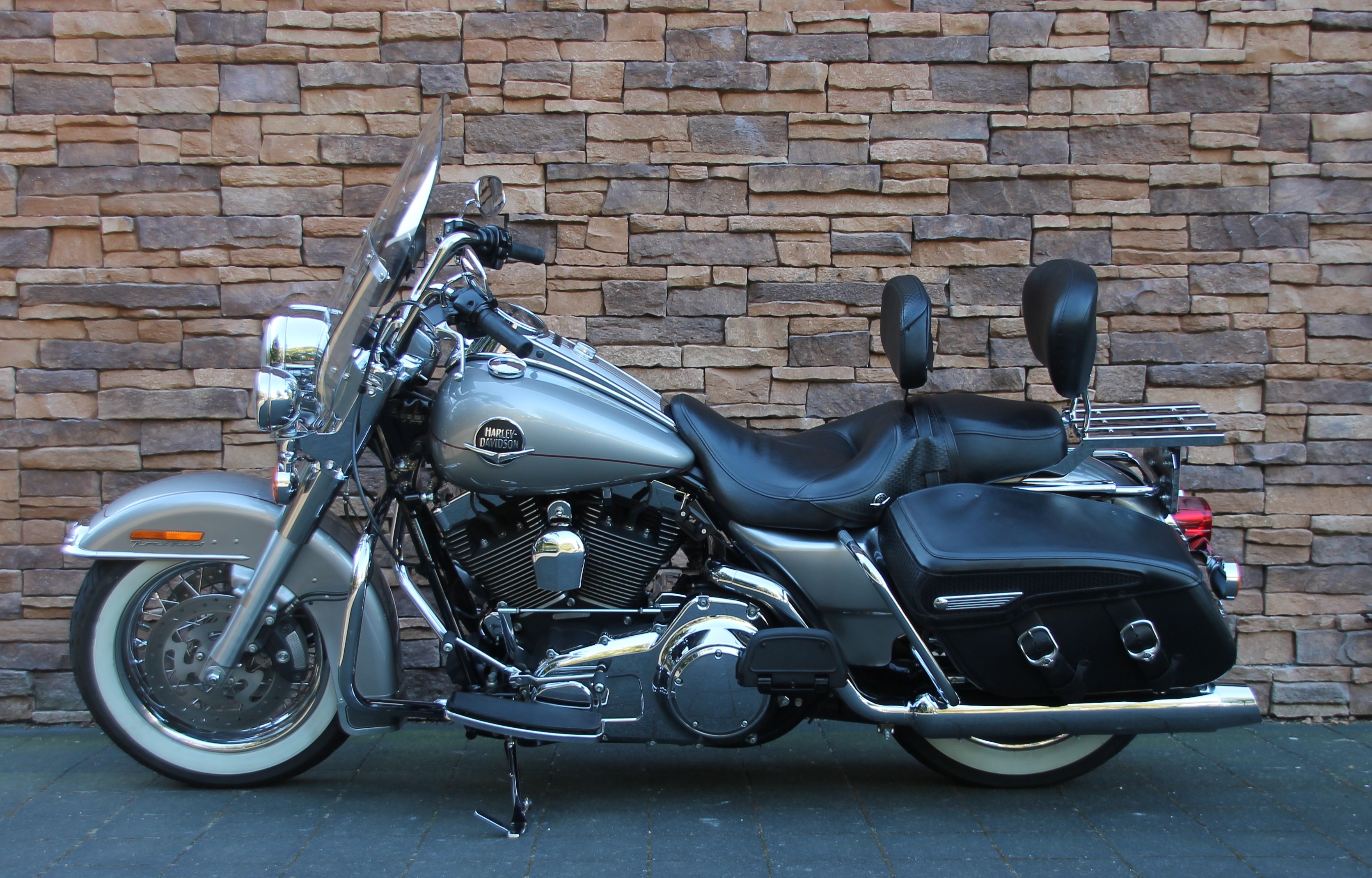 2008 Harley-Davidson FLHRC Road King Classic in vrijwel nieuwstaat *VERKOCHT*