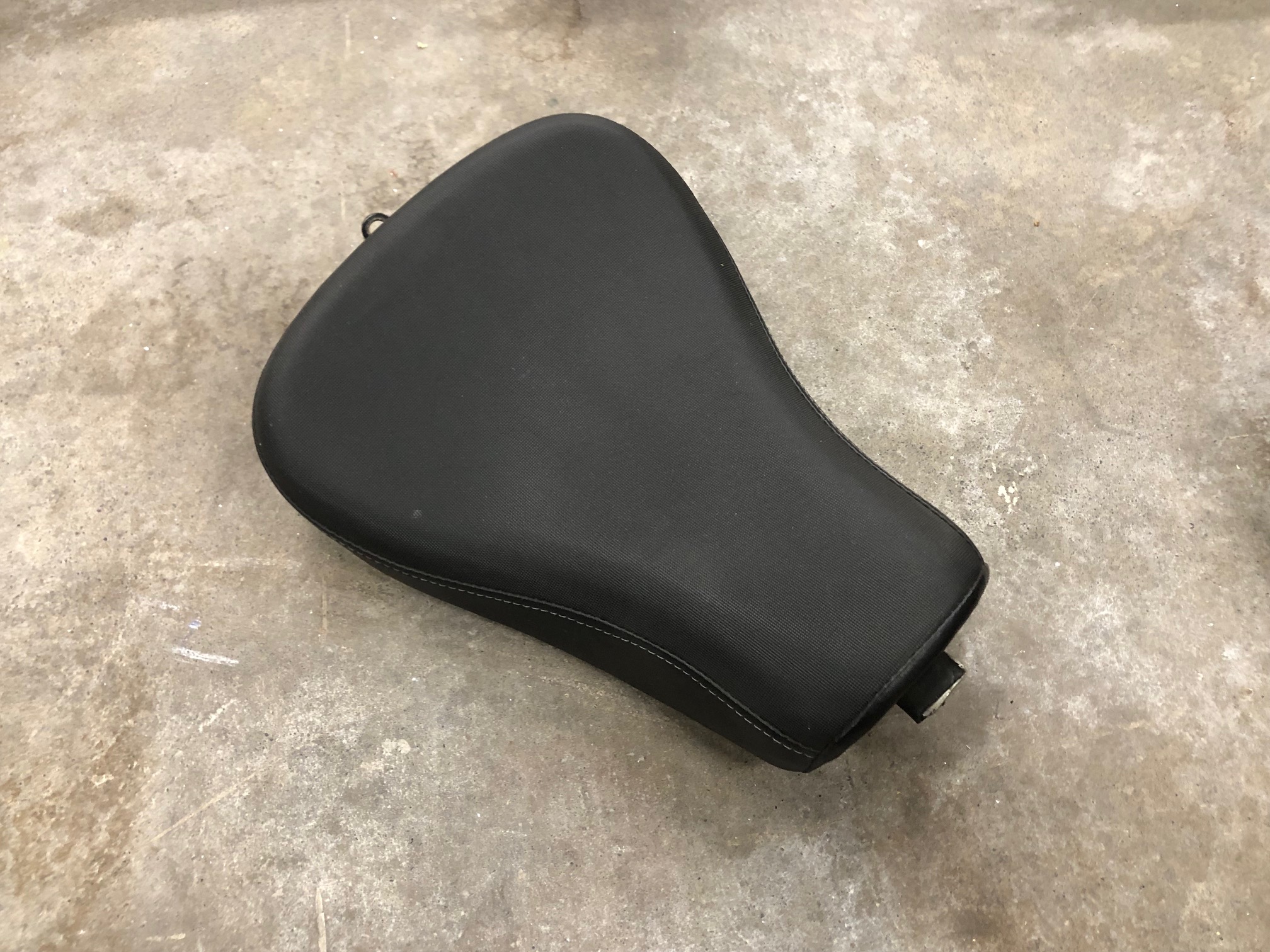 Zadel voor de Harley-Davidson XL1200X Forty Eight (2010-2015) 51911-10