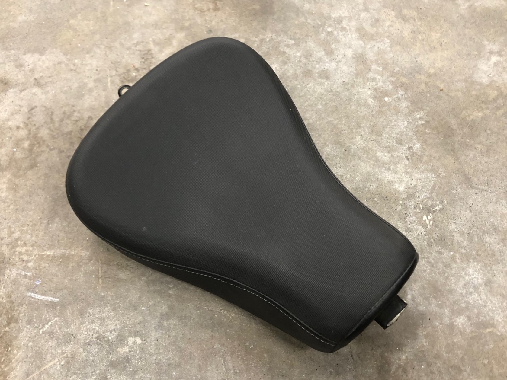 Zadel voor de Harley-Davidson XL1200X Forty Eight (2010-2015) 51911-10