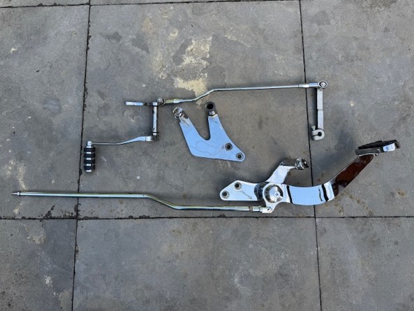 Extended forward Control Kit Harley-Davidson Dyna chroom zgan (2006-2017)