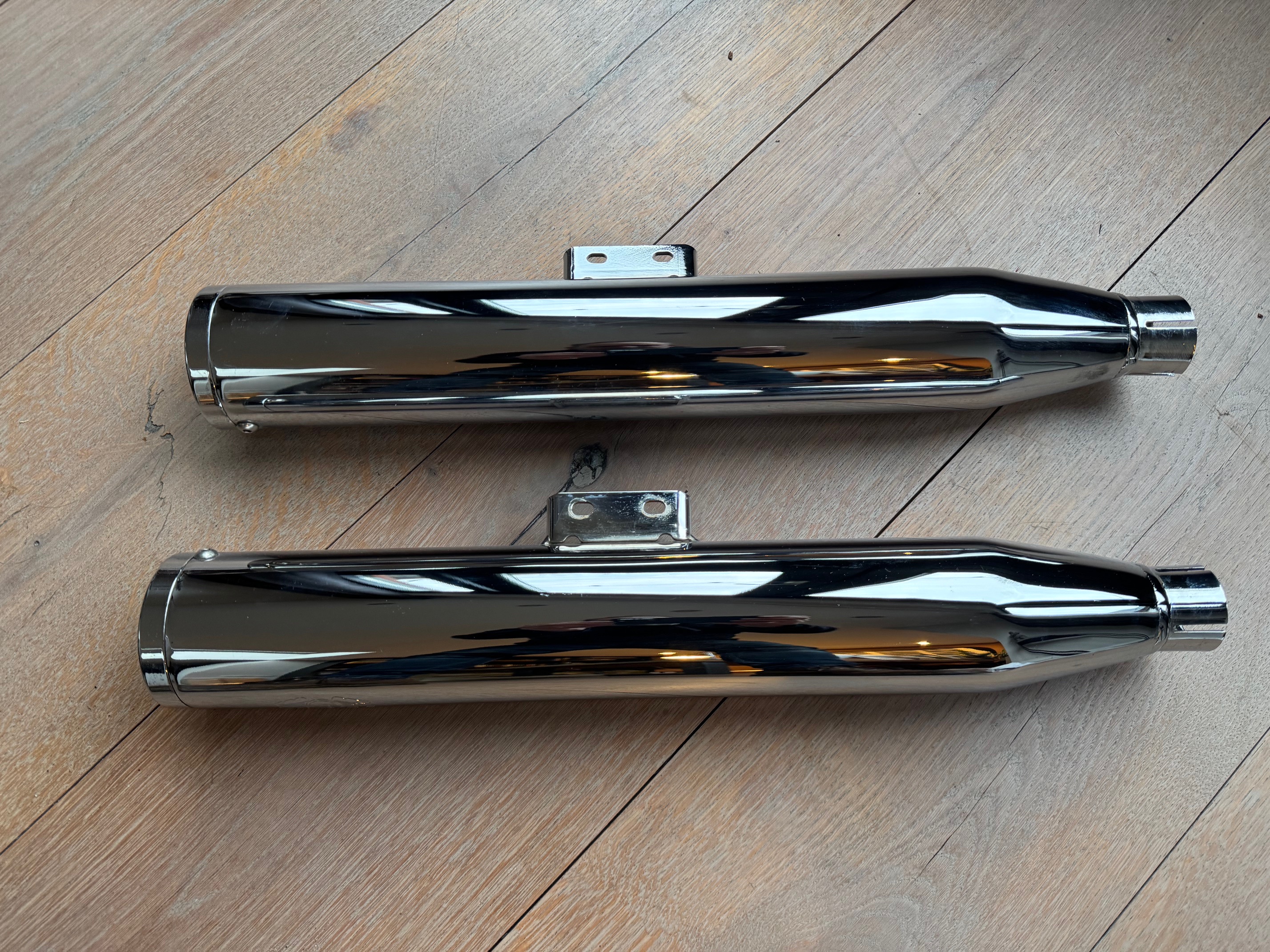 Vance & Hines Eliminator 300 chroom uitlaatdempers Softail M8