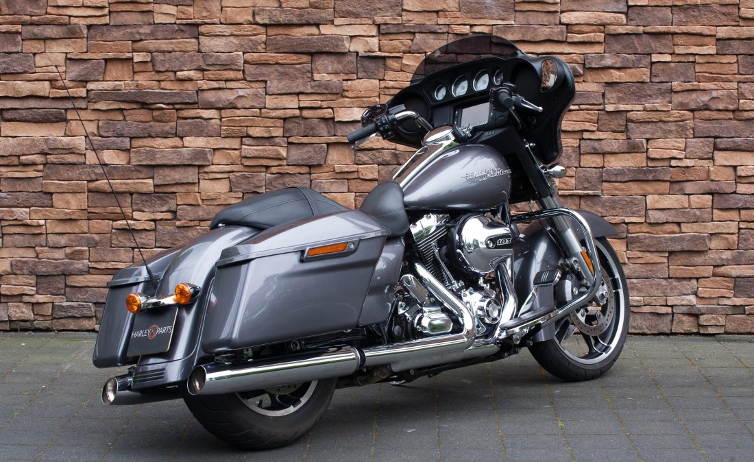 2014 Harley Davidson FLHX Street Glide RA