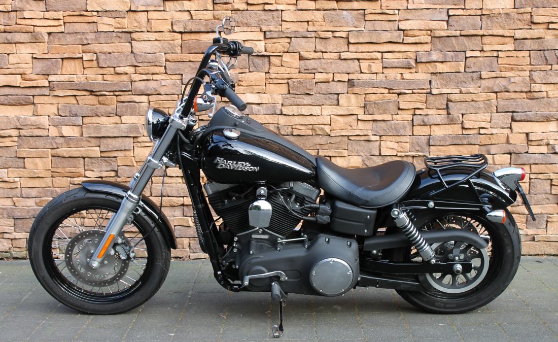 FXDB Street Bob 2010 L