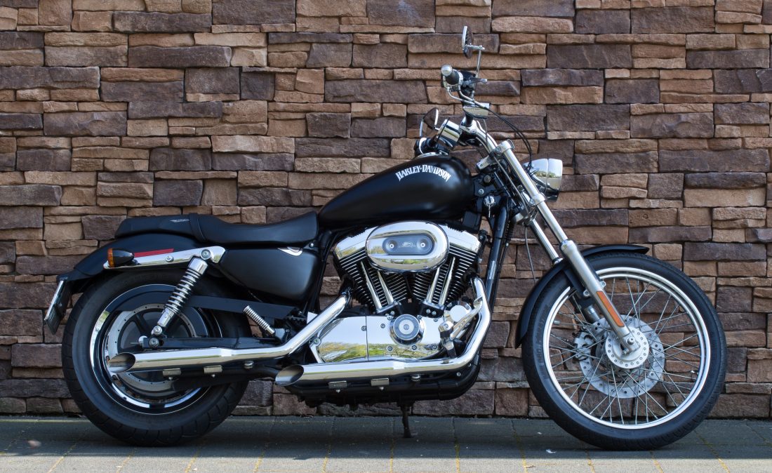 XL1200C Sportster R