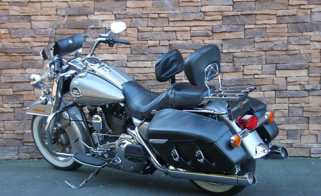 harley-davidson-flhrc-road-king-classic-2008-la