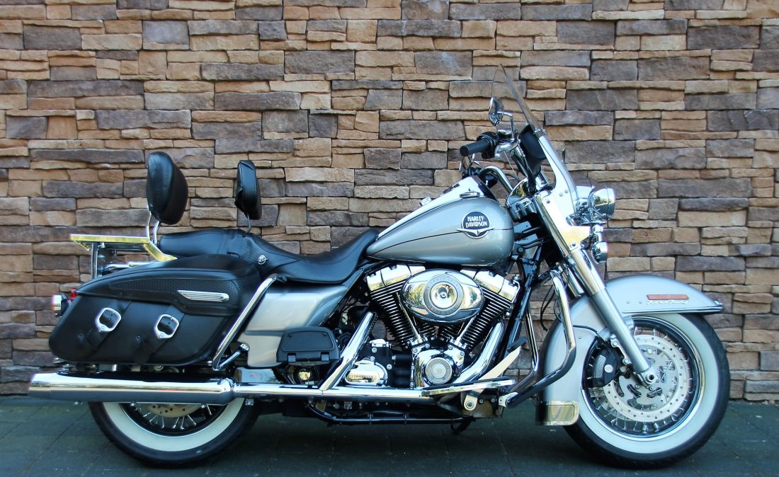 harley-davidson-flhrc-road-king-classic-2008-r