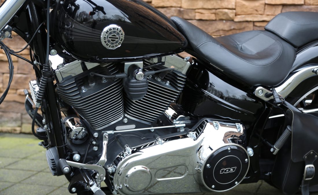 2014 Harley-Davidson FXSB Breakout 103 E1