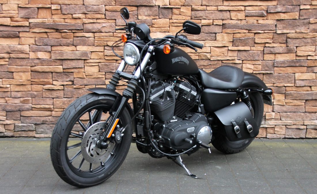 2012 Harley-Davidson XL 883 N Iron Sportster LV