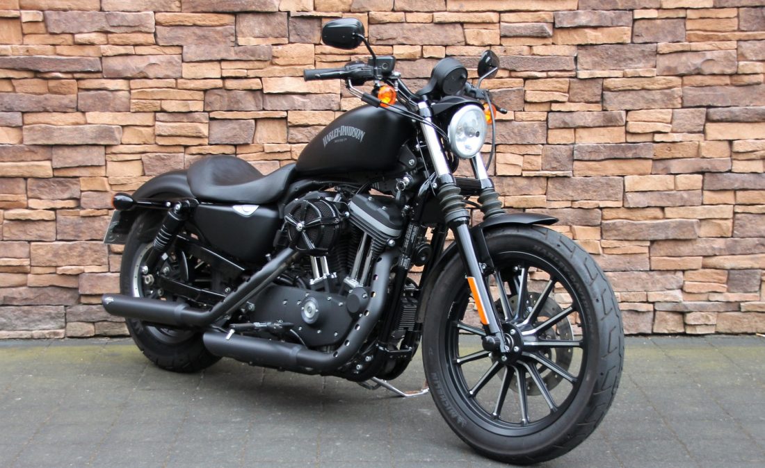 2012 Harley-Davidson XL 883 N Iron Sportster RV