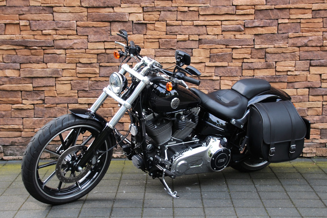 2013 Harley-Davidson FXSB Breakout.