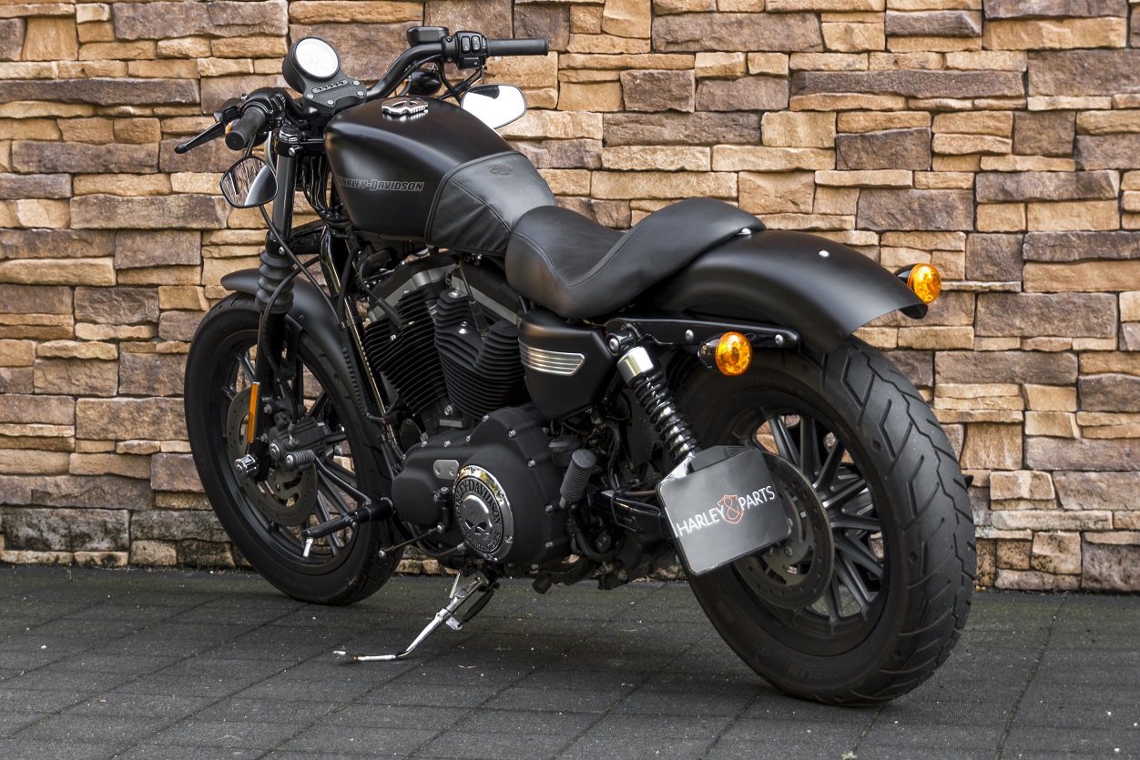 2011 Harley-Davidson XL883 N Sportster Iron denim black