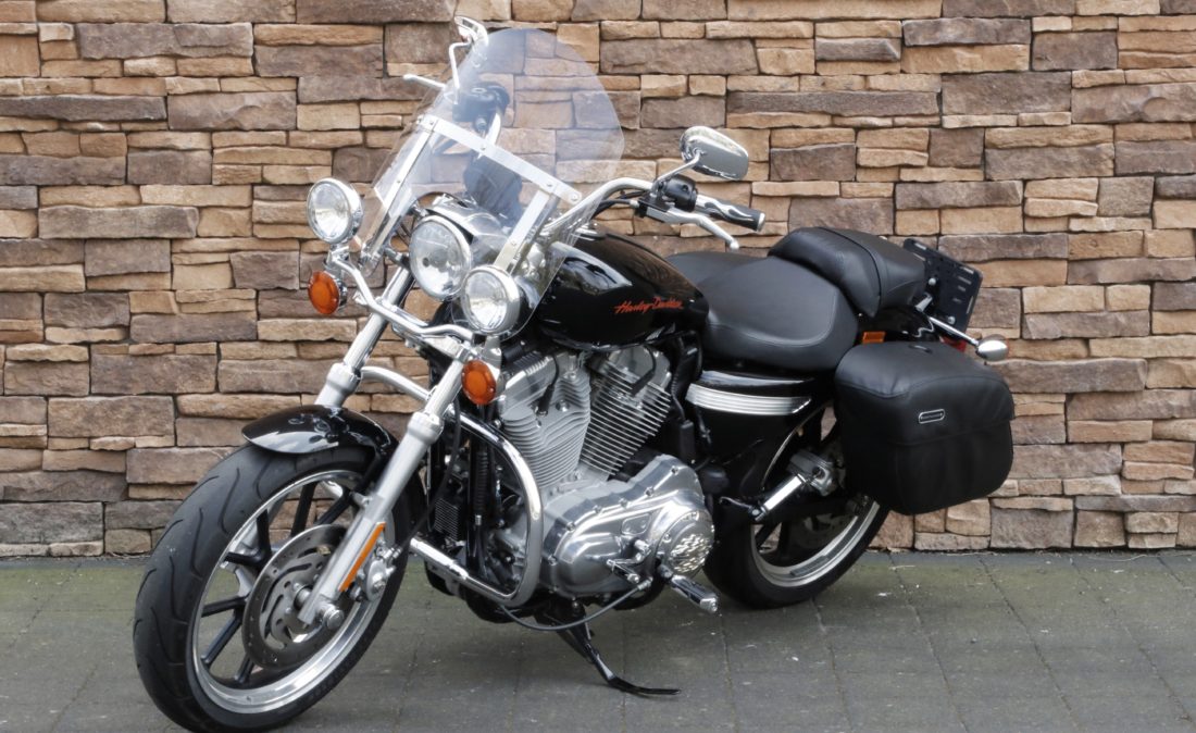 2011 Harley-Davidson XL883L Superlow Sportster LV