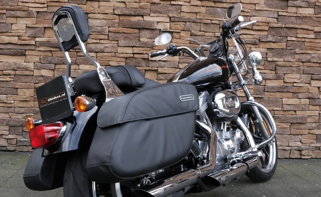 2011 Harley-Davidson XL883L Superlow Sportster XL883L B