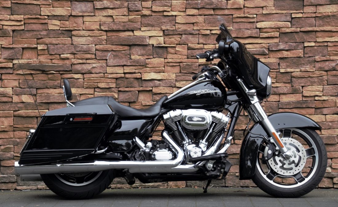 2011 Harley-Davidson FLHX Street Glide Touring R