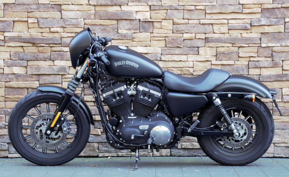 2014 XL883N Iron Sportster black denim ABS Vance Hines