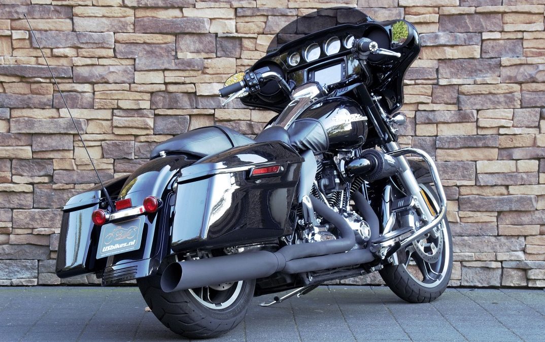 2016 Harley-Davidson FLHXS Street Glide Special RA