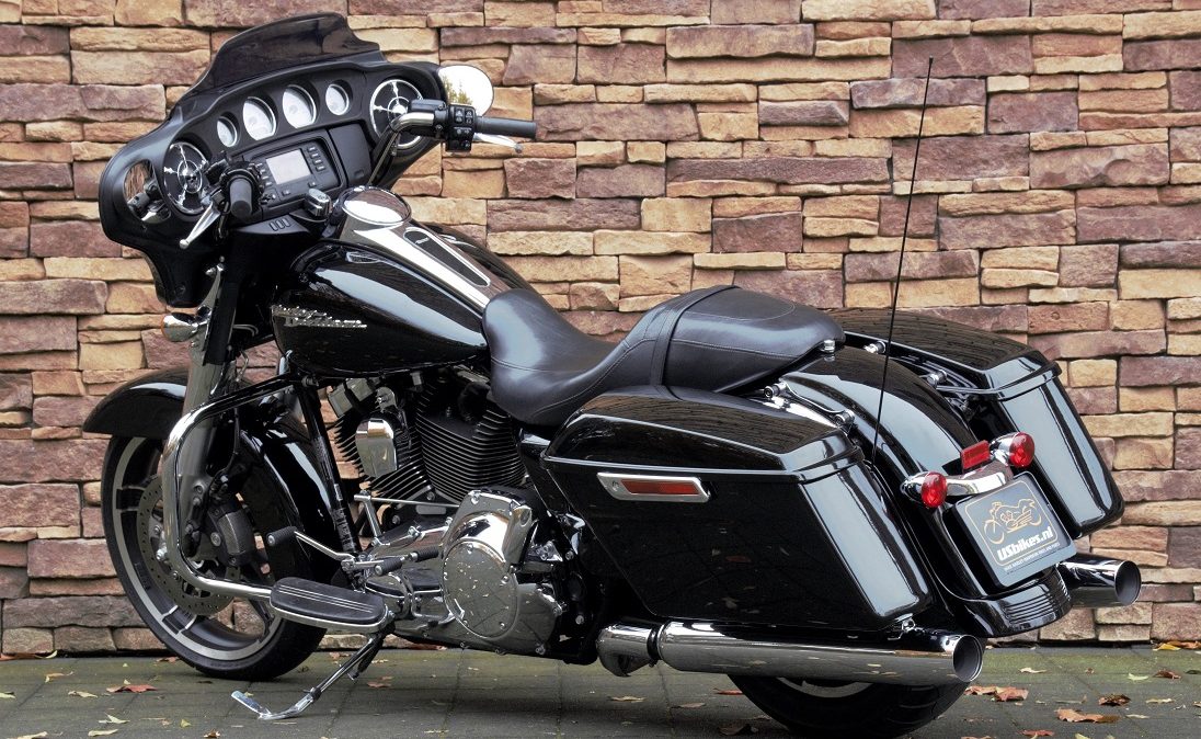 2015 Harley-Davidson FLHX Street Glide Touring LA