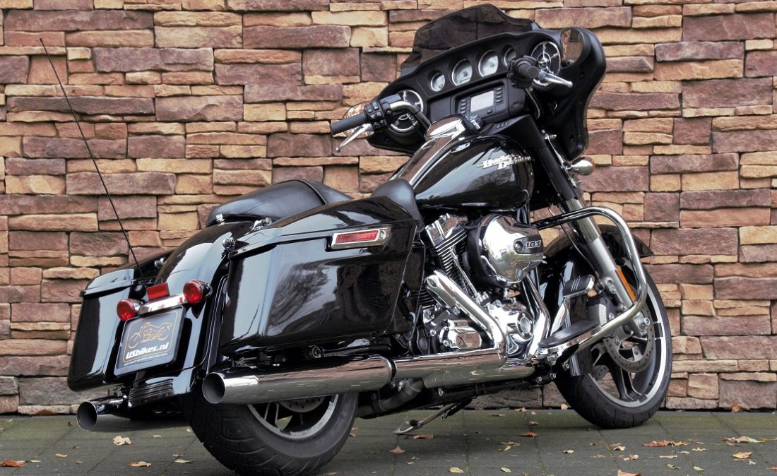 2015 Harley-Davidson FLHX Street Glide Touring RA