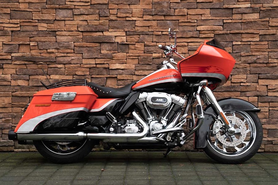 2008 Harley-Davidson FLTRSE Road Glide Screamin Eagle CVO R