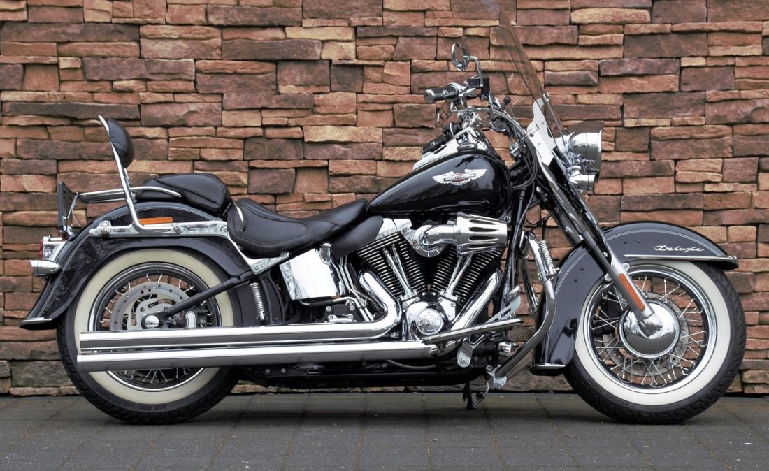 2011 Harley-Davidson FLSTN Softail Deluxe R