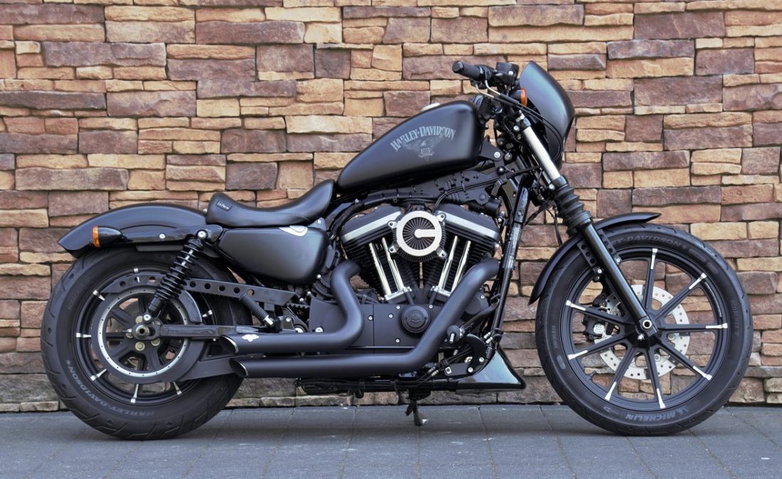 2016 Harley-Davidson XL883N Iron Sportster R