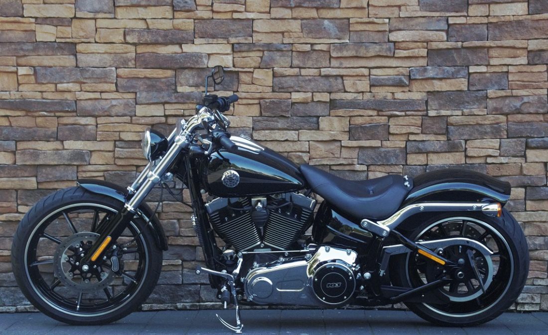 2015 Harley-Davidson Softail FXSB Breakout L