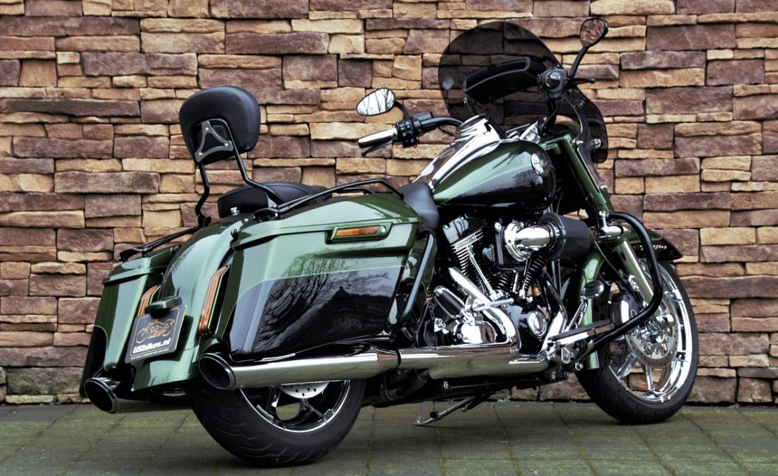 2014 Harley-Davidson FLHRSE Road King CVO 110 Screamin Eagle RA