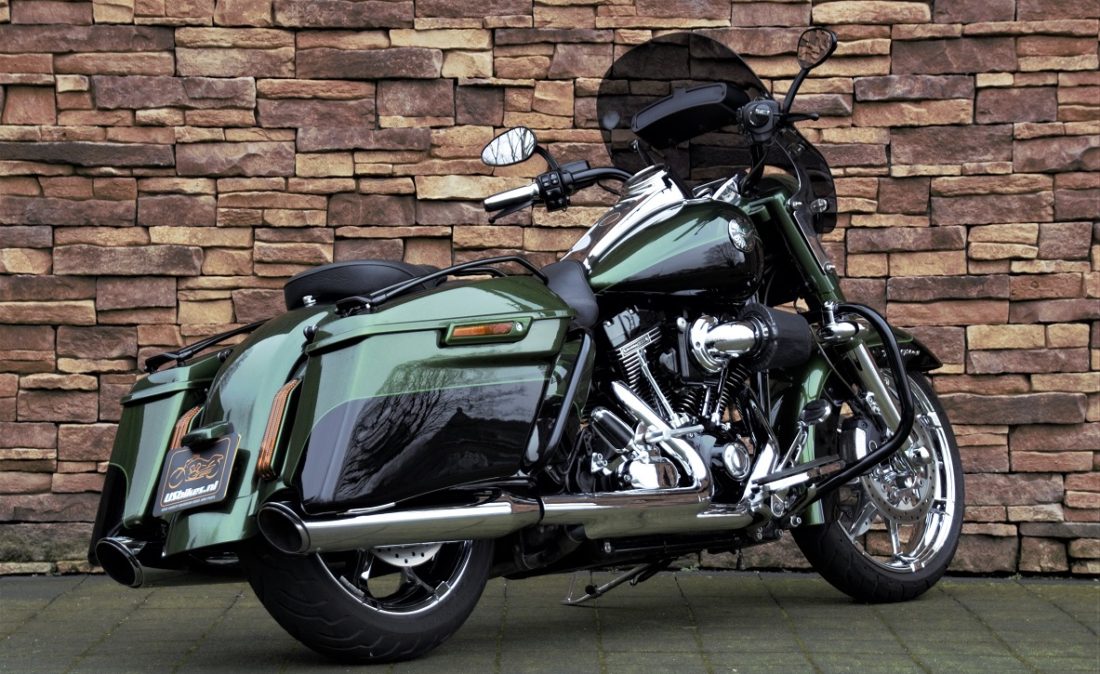 2014 Harley-Davidson FLHRSE Road King CVO 110 Screamin Eagle RAw