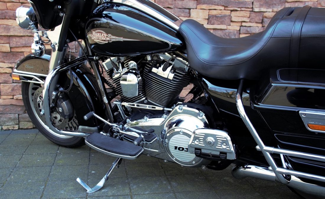 2012 Harley-Davidson FLHTC Electra Glide Classic Touring Lz