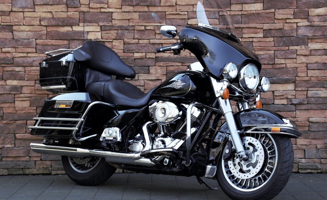 2012 Harley-Davidson FLHTC Electra Glide Classic Touring RV