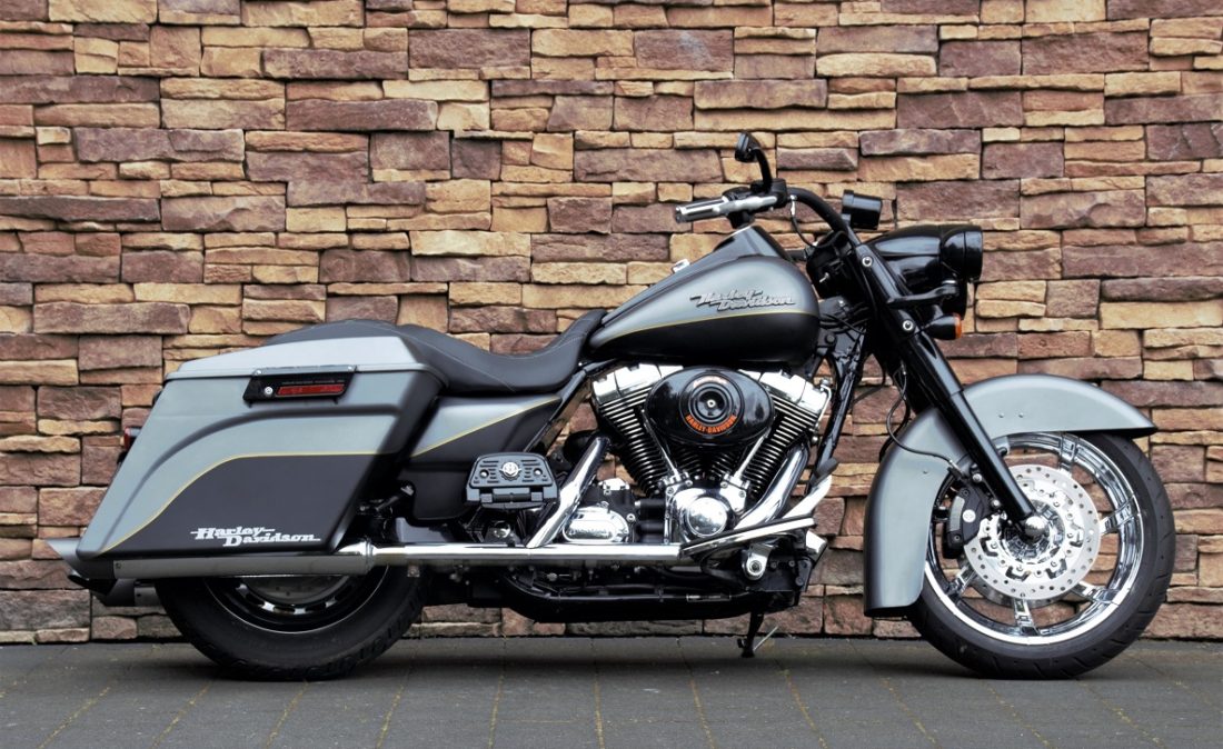 2008 Harley-Davidson FLHRC Road King R