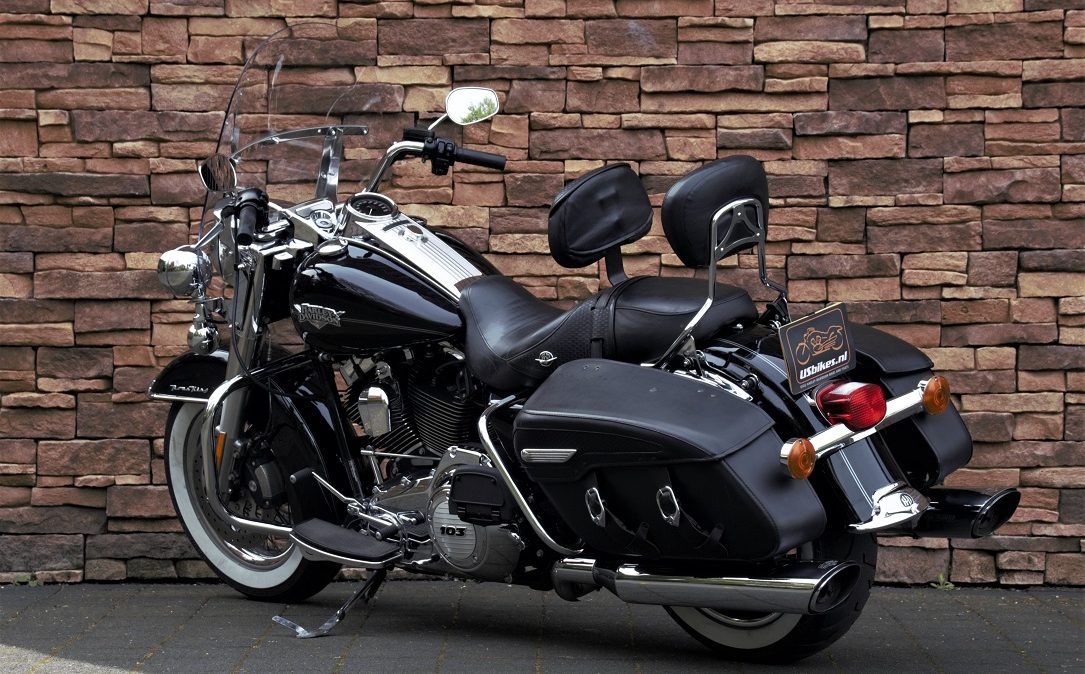 2013 Harley-Davidson FLHRC Road King Classic 103 LA