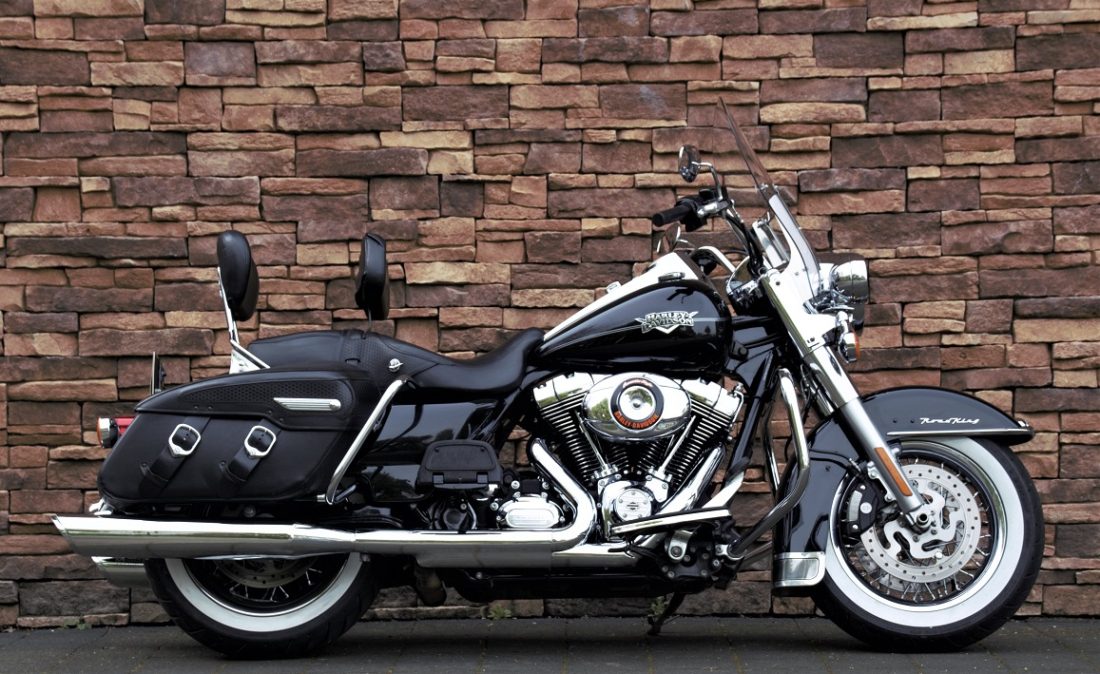 2013 Harley-Davidson FLHRC Road King Classic 103 R