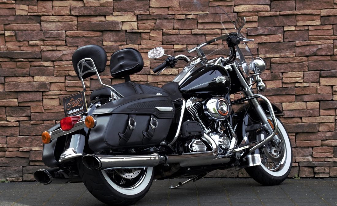 2013 Harley-Davidson FLHRC Road King Classic 103 RA