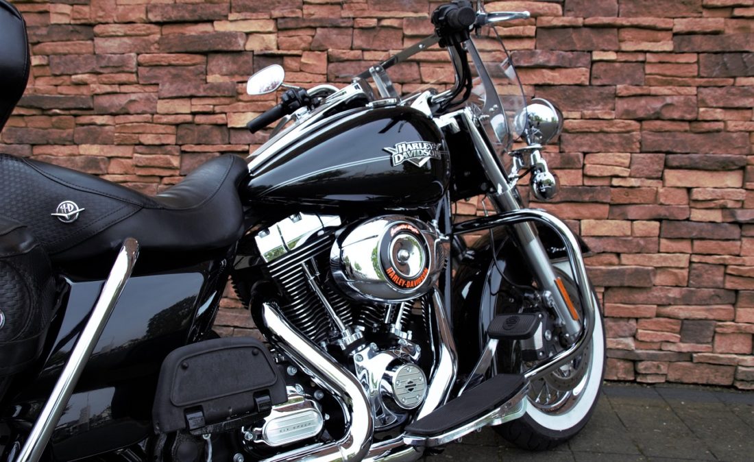 2013 Harley-Davidson FLHRC Road King Classic 103 Rz