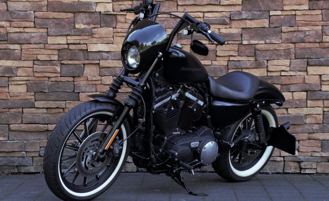2011 Harley-Davidson XL 883 N Iron Sportster LV
