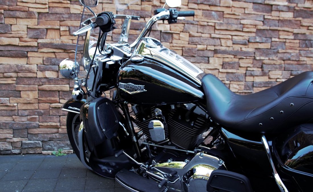 2015 Harley-Davidson FLHR Road King 103 EZL