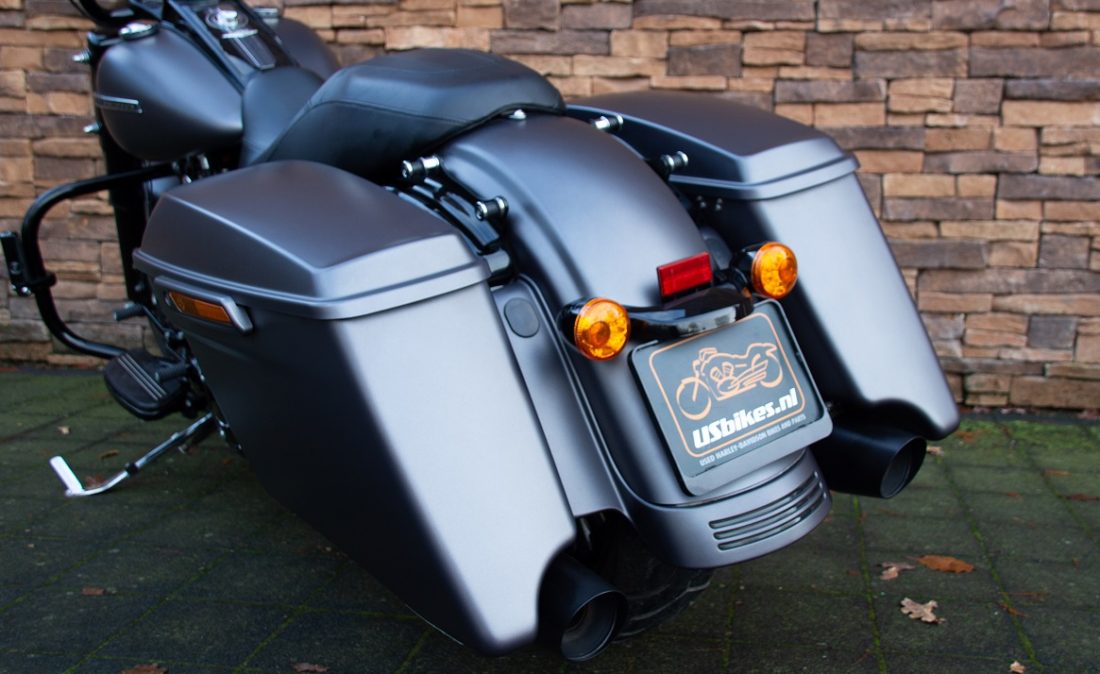 2017 Harley-Davidson FLHRXS Road King Special 107 LRR